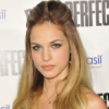 Alexis Knapp