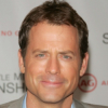 Greg Kinnear